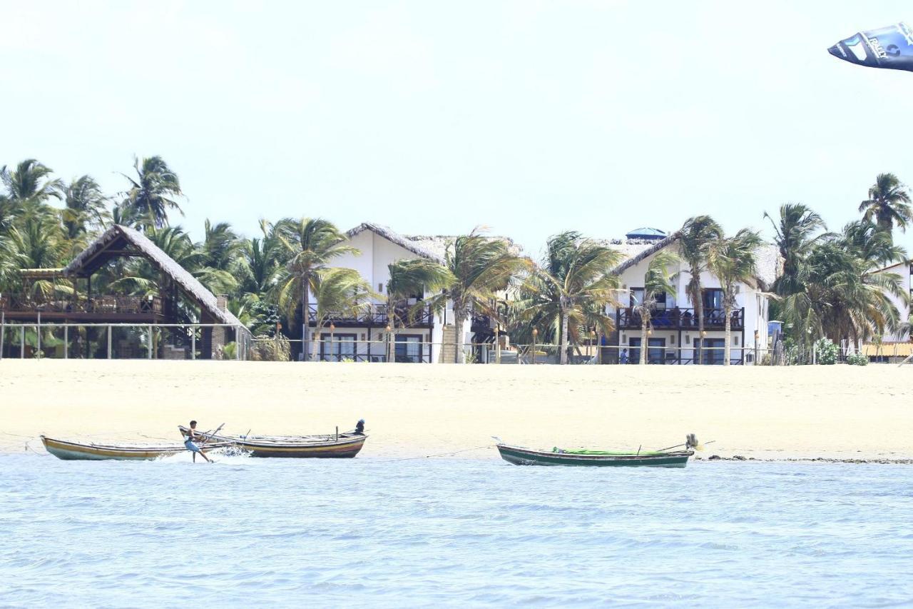 Apartamento Peixe Boi - pé na areia com vista frontal e total para o mar Barra Grande  Extérieur photo
