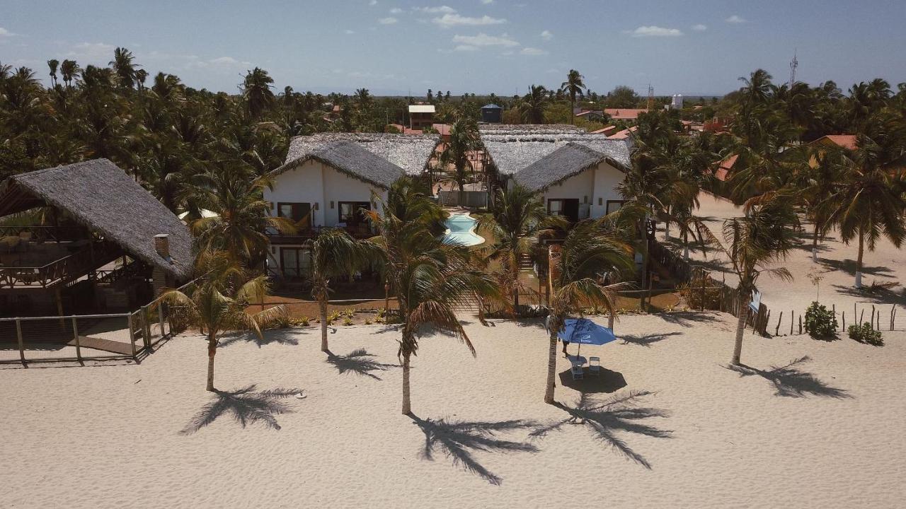 Apartamento Peixe Boi - pé na areia com vista frontal e total para o mar Barra Grande  Extérieur photo