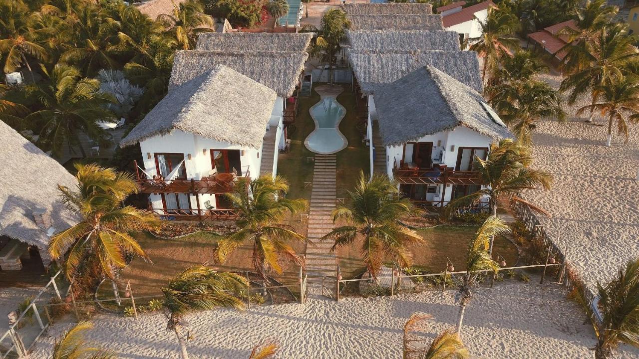Apartamento Peixe Boi - pé na areia com vista frontal e total para o mar Barra Grande  Extérieur photo