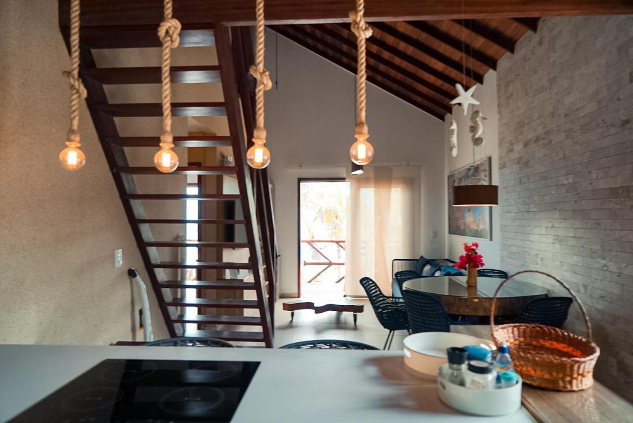 Apartamento Peixe Boi - pé na areia com vista frontal e total para o mar Barra Grande  Extérieur photo